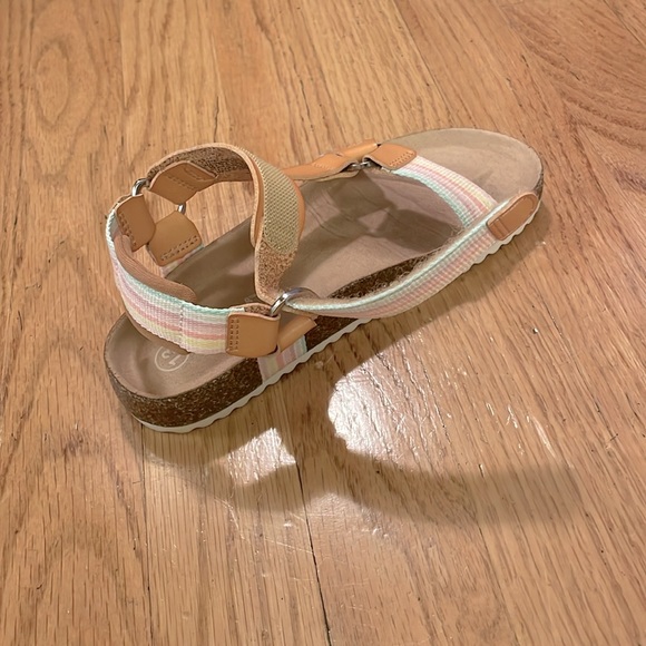 Cat & Jack Little Girls Sandals - Size 13 - Picture 4 of 9